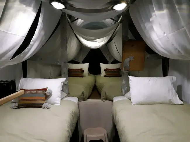 skylodge room